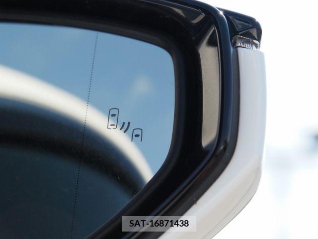 Lexus ES 2021-10 300407-21