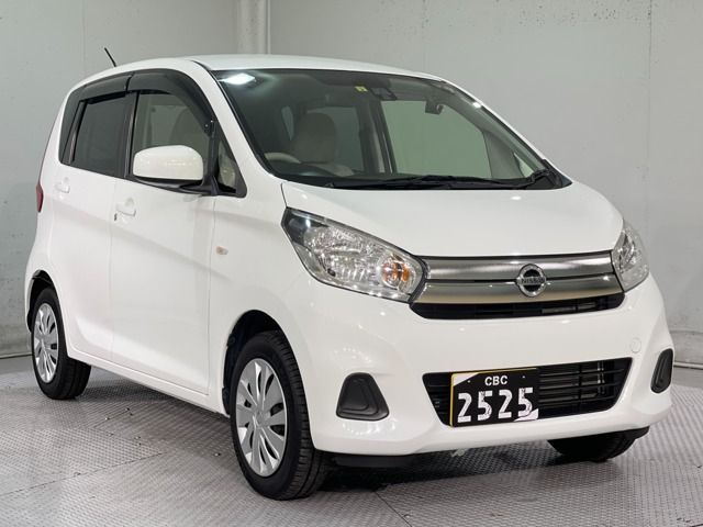 Nissan DAYZ 2017-04 180744-0