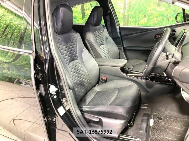 Toyota PRIUS PHV 2017-02 282547-8
