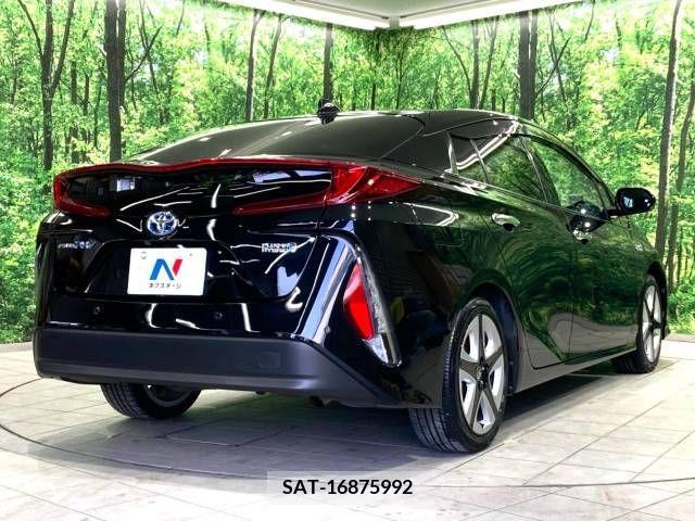 Toyota PRIUS PHV 2017-02 282547-17