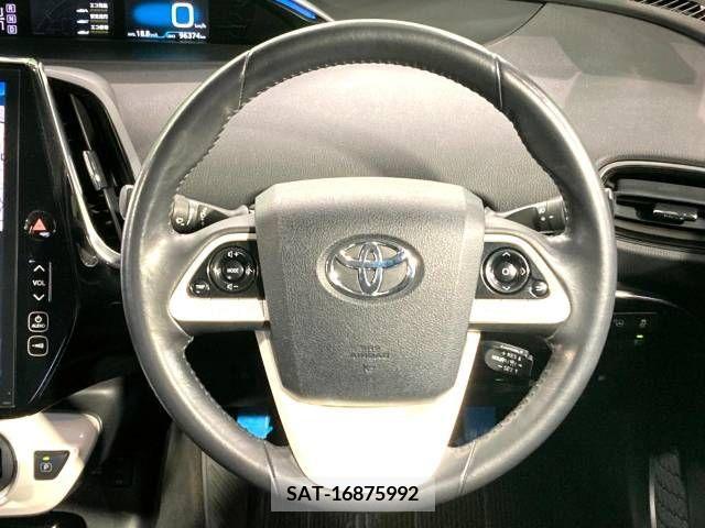 Toyota PRIUS PHV 2017-02 282547-13