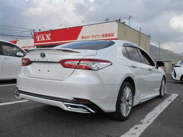 Toyota CAMRY HYBRID 2018-05 3900-2