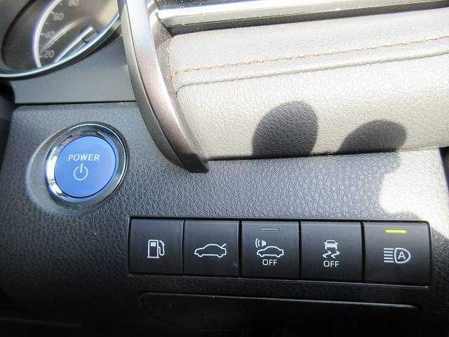 Toyota CAMRY HYBRID 2018-05 3900-4