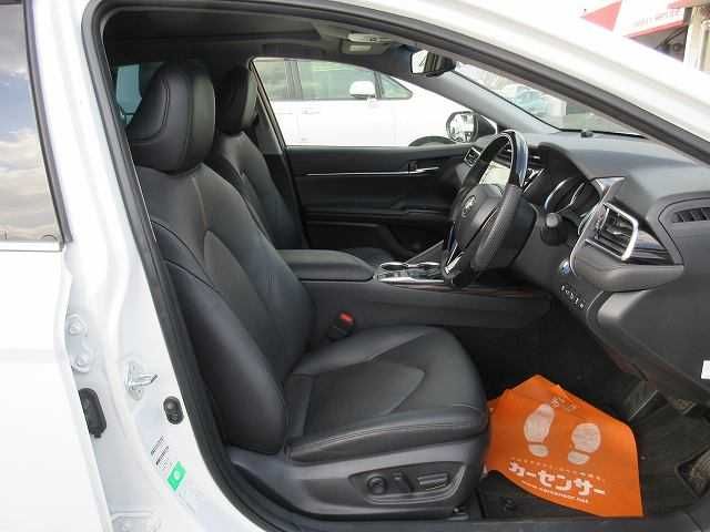 Toyota CAMRY HYBRID 2018-05 3900-13