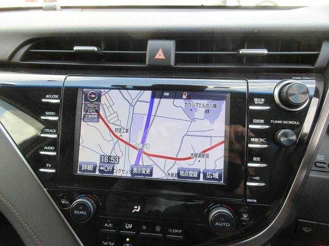 Toyota CAMRY HYBRID 2018-05 3900-6