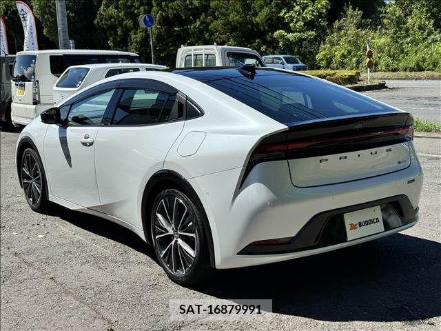 Toyota PRIUS 2023-03 366670-7