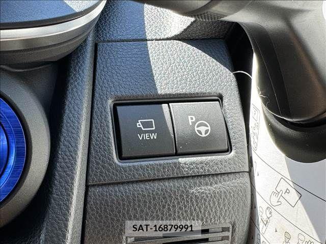 Toyota PRIUS 2023-03 366670-16