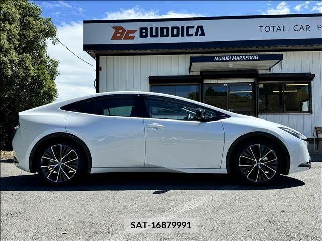 Toyota PRIUS 2023-03 366670-6