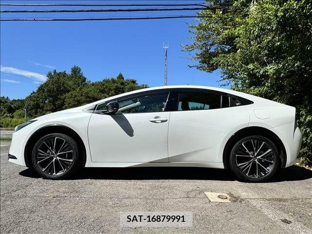 Toyota PRIUS 2023-03 366670-5