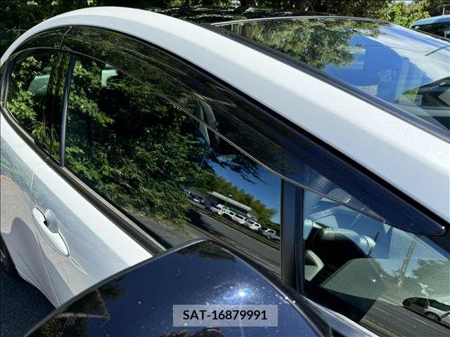 Toyota PRIUS 2023-03 366670-28