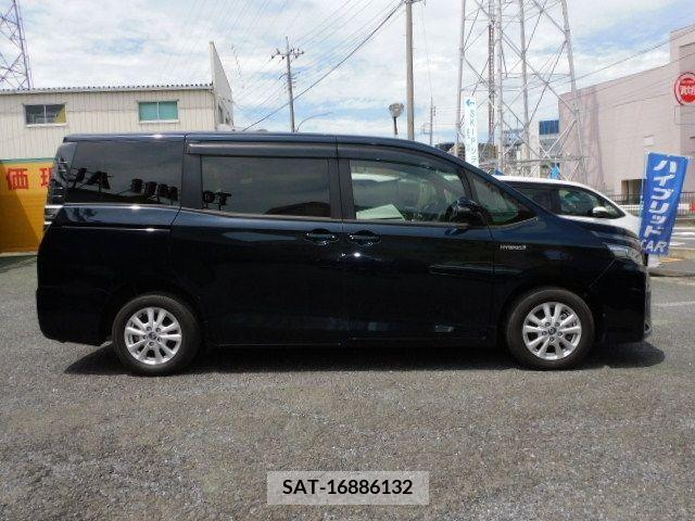 Toyota VOXY HYBRID 2019-02 322881-16