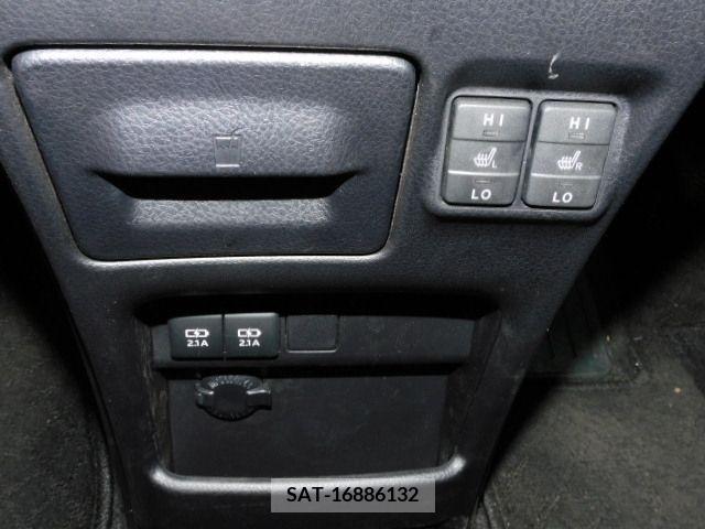 Toyota VOXY HYBRID 2019-02 322881-12