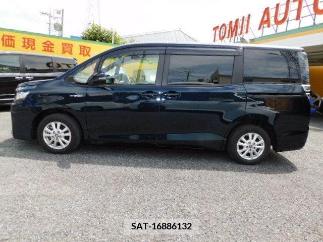 Toyota VOXY HYBRID 2019-02 322881-17