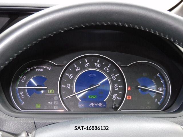 Toyota VOXY HYBRID 2019-02 322881-9