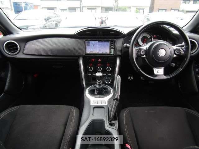 Toyota 86 2017-06 258651-16