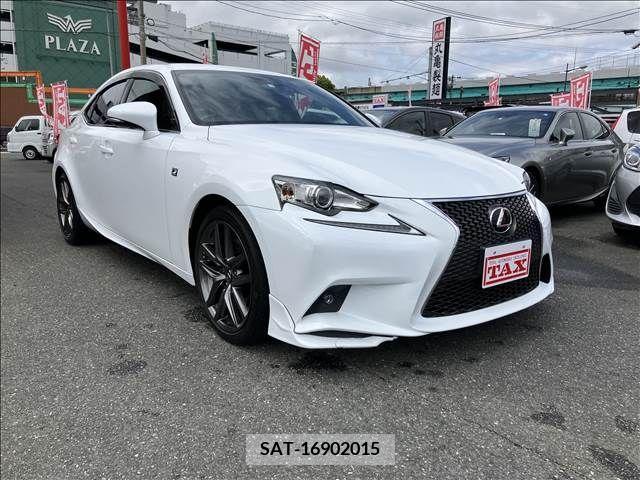 Lexus IS 2016-03 275415-6