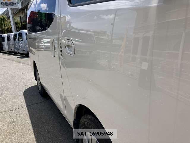 Nissan NV350 Caravan 2021-03 317350-15