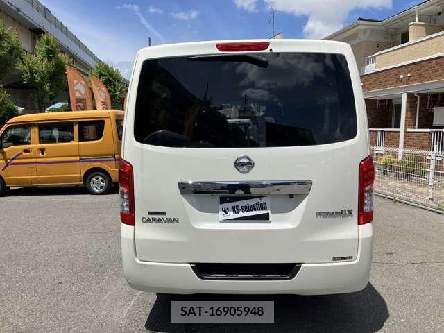 Nissan NV350 Caravan 2021-03 317350-10
