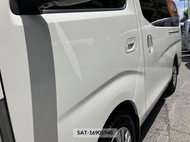 Nissan NV350 Caravan 2021-03 317350-16