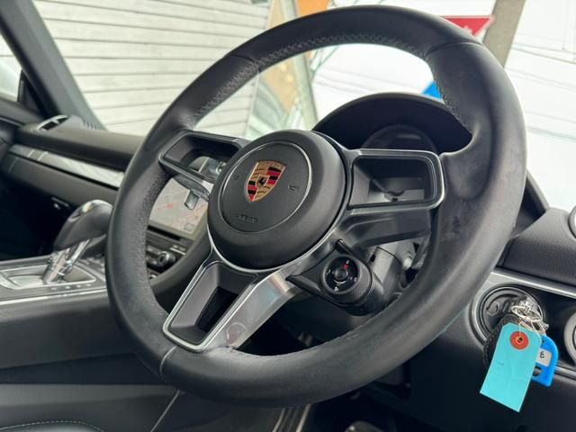 Porsche CAYMAN 2017-04 14902-5