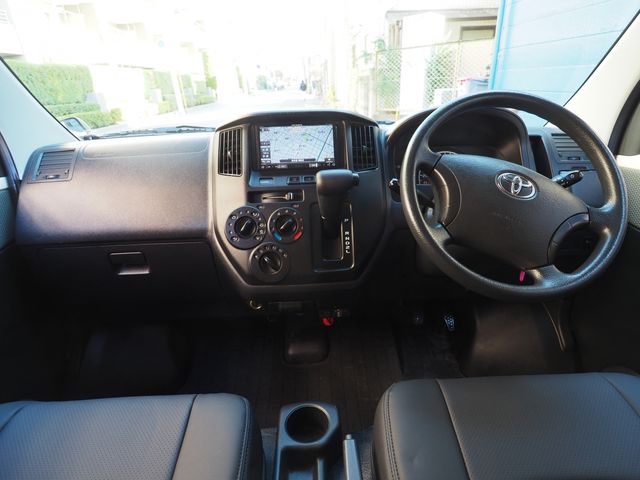 Toyota TOWNACE VAN 2018-10 193107-9