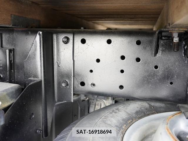 Nissan ATLAS 2005-09 299778-17