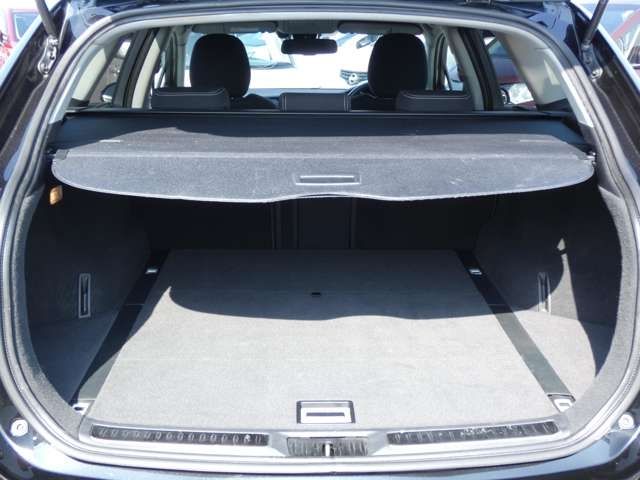 Toyota AVENSIS 2016-01 8912-28