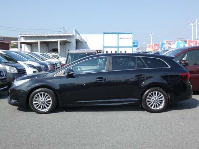 Toyota AVENSIS 2016-01 8912-5