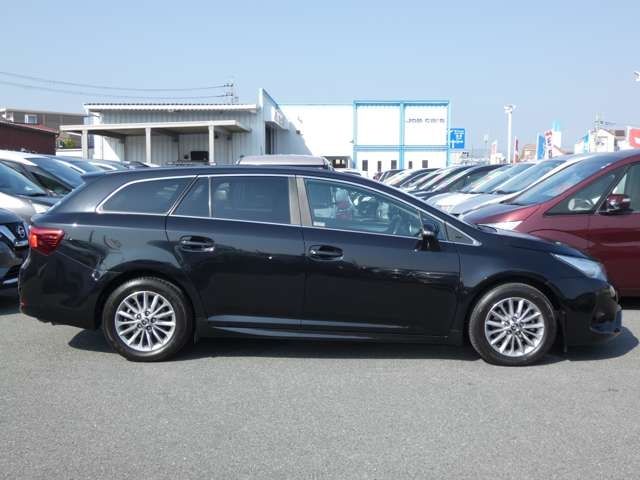 Toyota AVENSIS 2016-01 8912-4