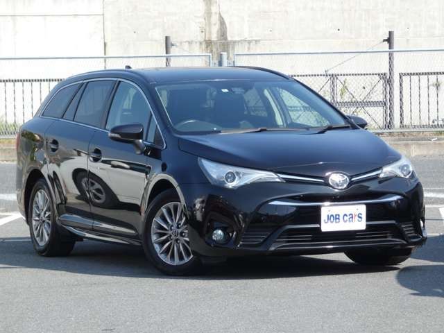 Toyota AVENSIS 2016-01 8912-0