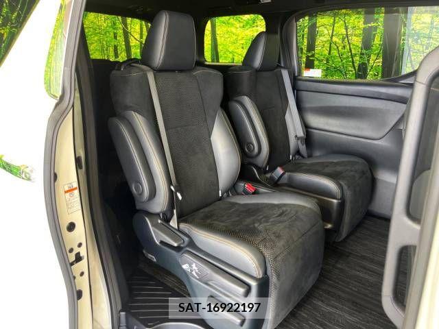 Toyota ALPHARD 2022-03 346365-9