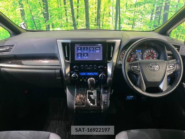 Toyota ALPHARD 2022-03 346365-1