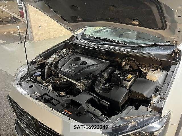 Mazda CX-3 2015-04 302004-14