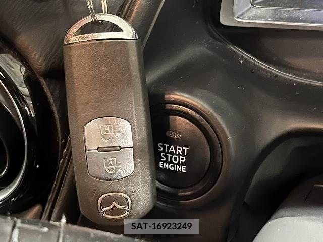 Mazda CX-3 2015-04 302004-12