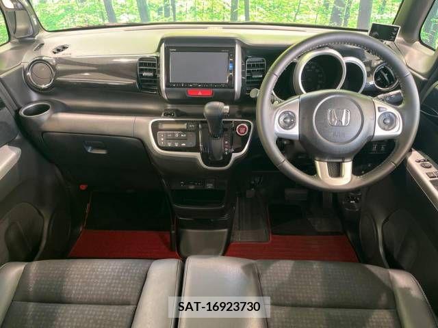 Honda N BOX CUSTOM 2016-08 385283-1