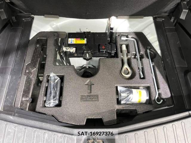 Nissan NOTE 2016-11 347653-13