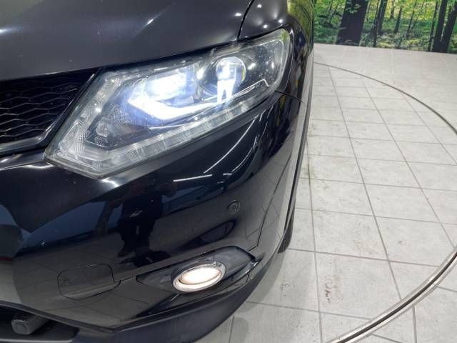 Nissan X-TRAIL 2015-09 10092-12