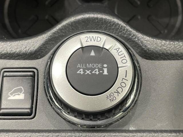 Nissan X-TRAIL 2015-09 10092-5