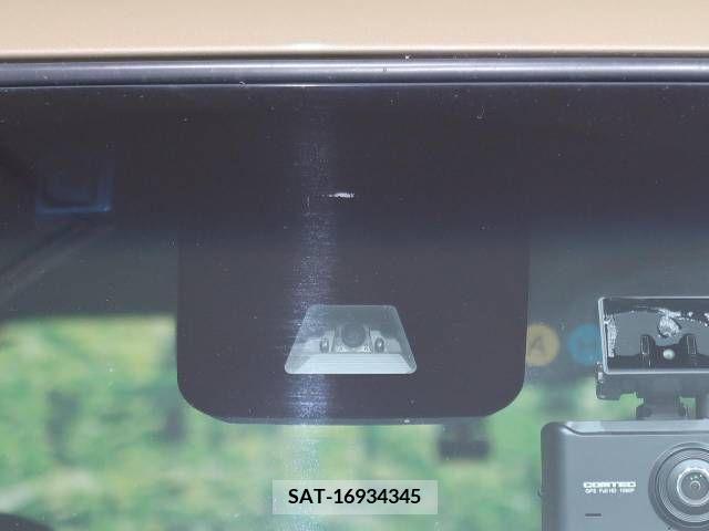 Daihatsu WAKE 2016-11 371060-3