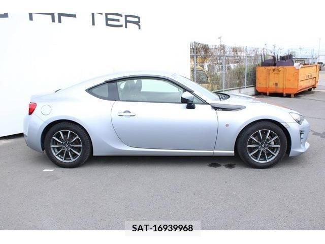 Toyota 86 2016-09 321182-6