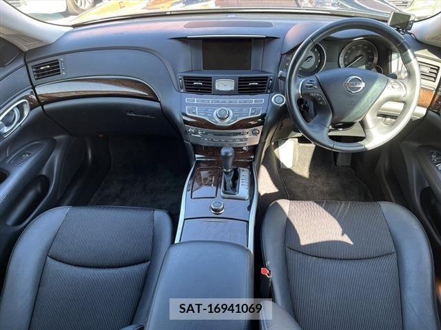 Nissan FUGA 2010-03 214164-18