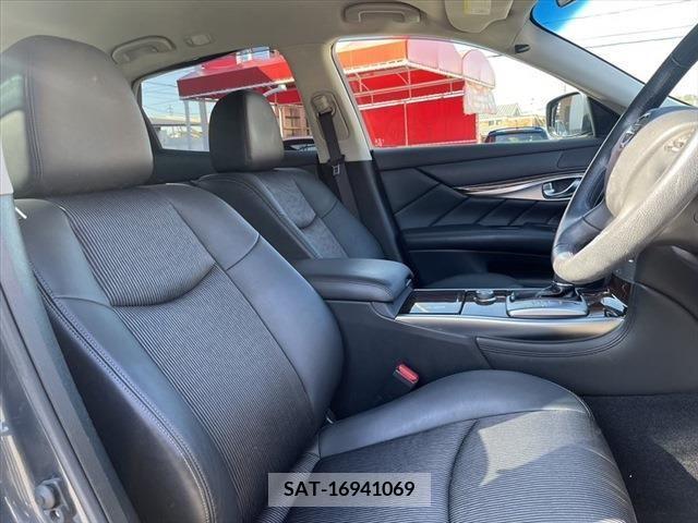 Nissan FUGA 2010-03 214164-19