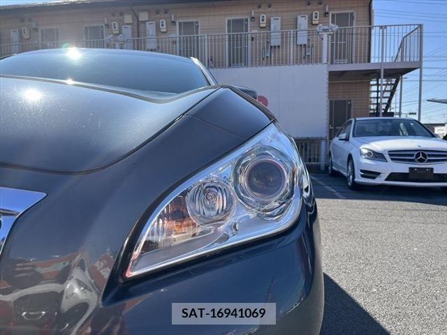 Nissan FUGA 2010-03 214164-8