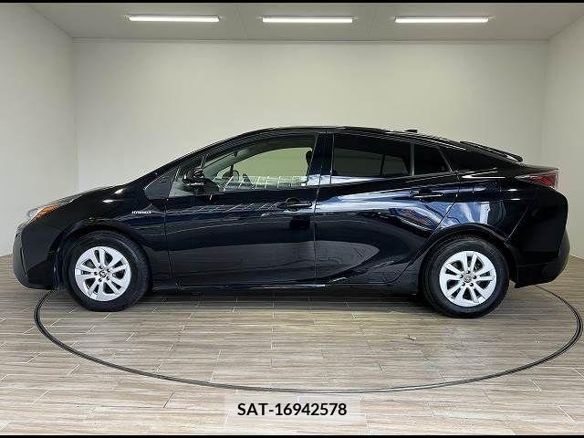 Toyota PRIUS 2017-07 281713-13