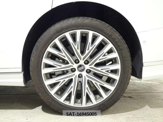 Audi A8 2021-02 235291-9