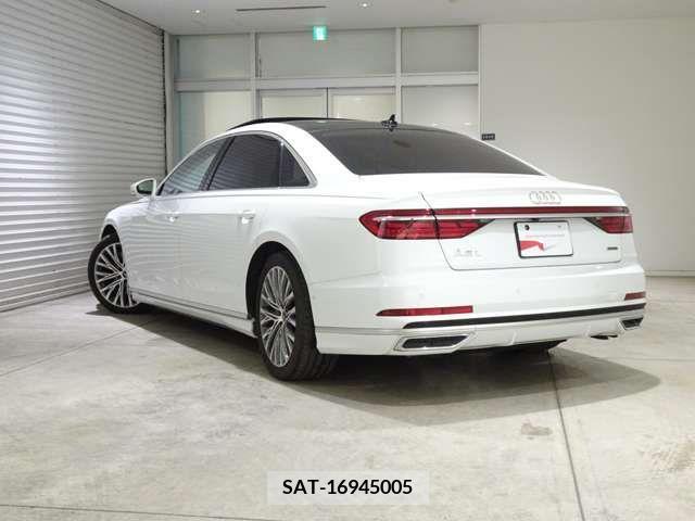 Audi A8 2021-02 235291-5