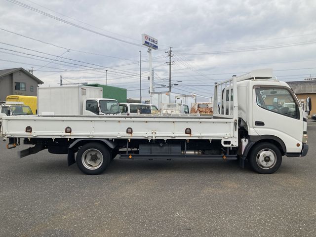 Hino DUTRO 2006-07 16191-6