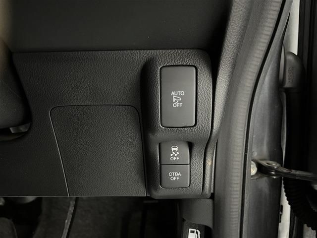Honda N BOX CUSTOM 2016-02 1801-14