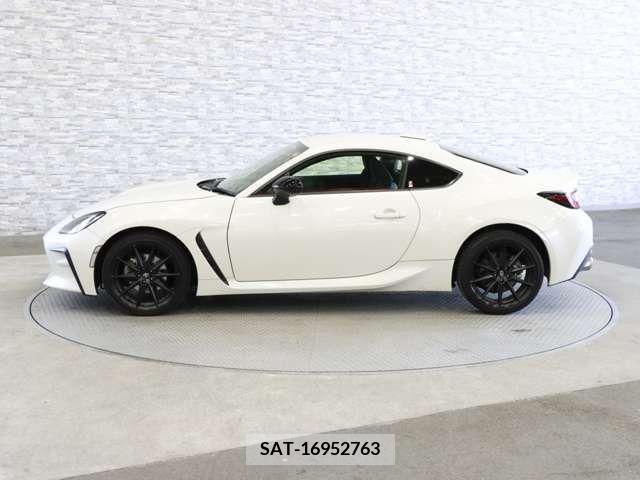 Toyota 86 2022-01 270758-11