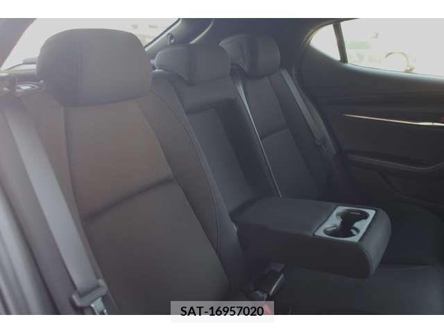 Mazda MAZDA3 2023-03 213807-11